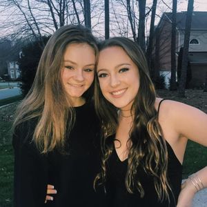 Meet your Posher, Kaleigh